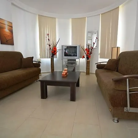 Fairways Private Pool & Garden Villa