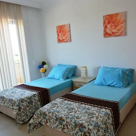 Fairways Private Pool & Garden Villa *